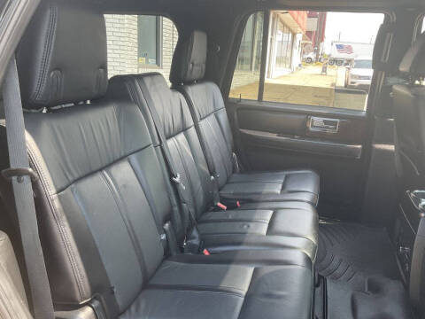 2017 Lincoln Navigator Select