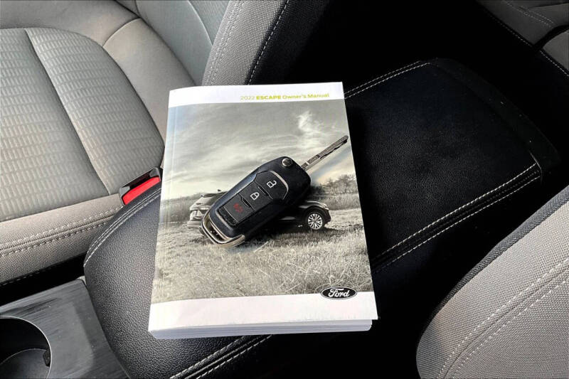 2022 Ford Escape S