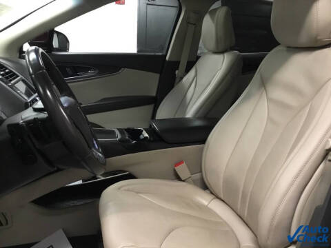 2020 Lincoln Nautilus Reserve