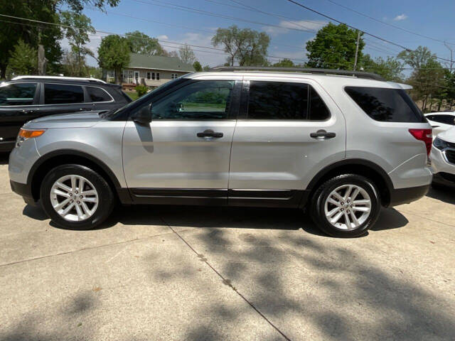 2015 Ford Explorer for sale at Auto Connection in Waterloo, IA