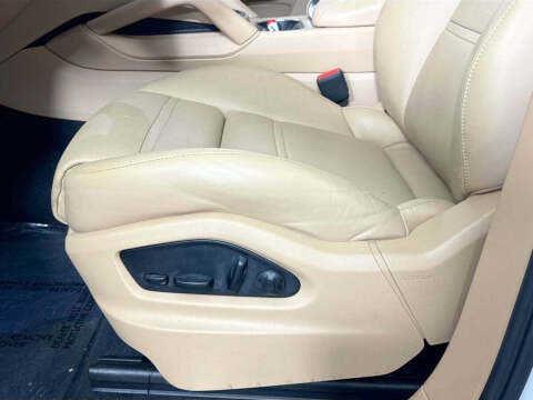 2022 Porsche Cayenne E-Hybrid