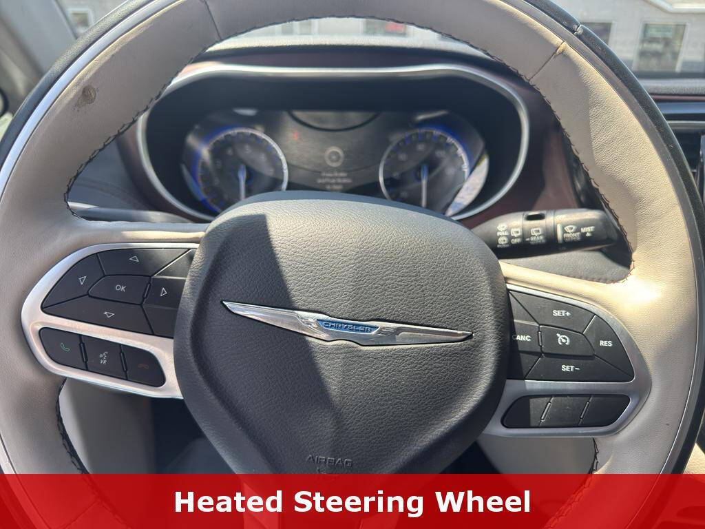 2020 Chrysler Pacifica 29