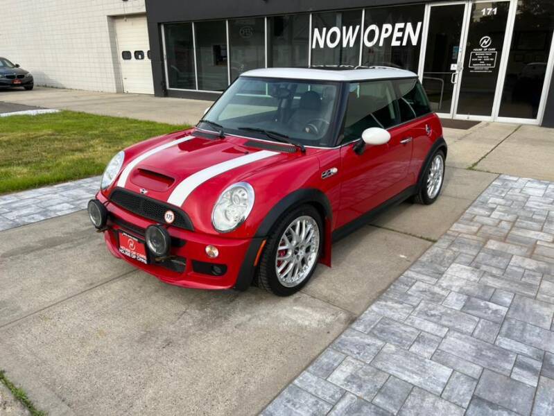 2006 MINI Cooper for sale at HOUSE OF CARS CT in Meriden CT