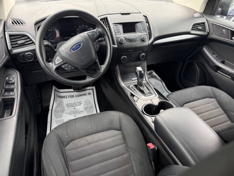 2015 Ford Edge SE
