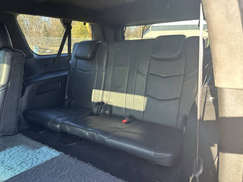 2018 Cadillac Escalade ESV Platinum