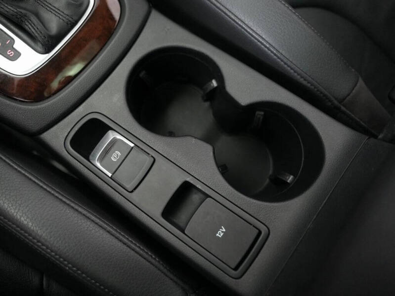 2016 Audi Q3 2.0T quattro Premium Plus