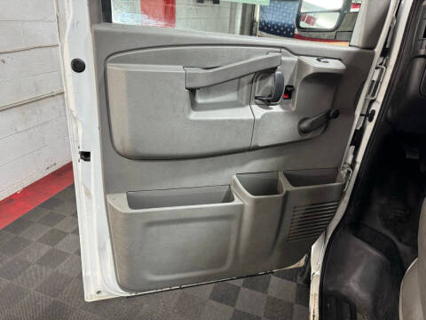 2018 Chevrolet Express 2500