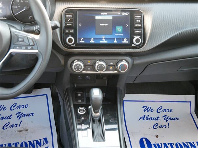 2024 Nissan Kicks SV