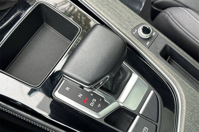 2021 Audi A4 quattro S line Prem Plus 45 TFSI