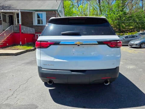 2022 Chevrolet Traverse LT Cloth