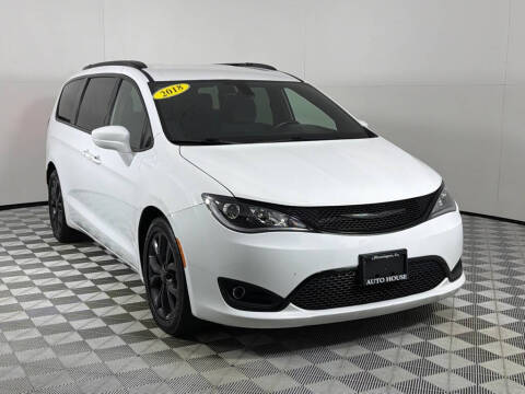 2018 Chrysler Pacifica Touring Plus
