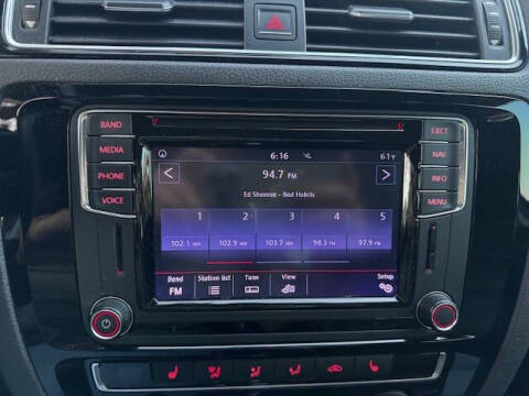 2017 Volkswagen Jetta 1.8T SEL