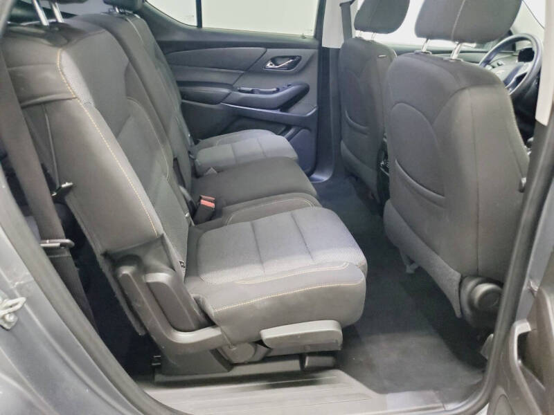 2021 Chevrolet Traverse LS