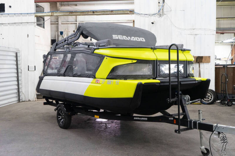 2023 Sea-Doo Switch Cruise