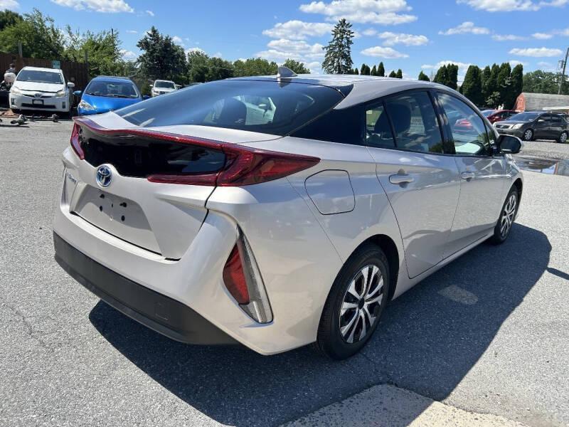 2017 Toyota Prius Prime Plus