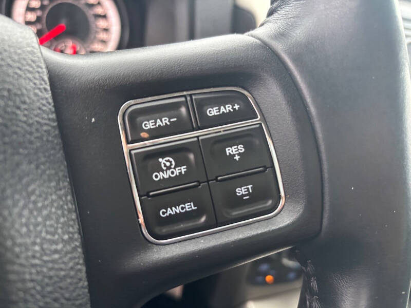 2015 RAM 1500 Big Horn