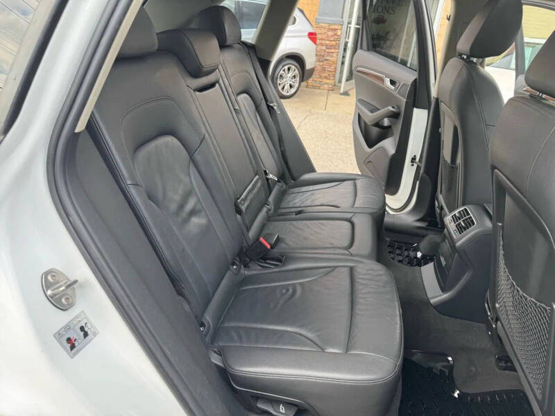 2011 Audi Q5 3.2 quattro Premium Plus