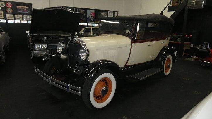 1929 Ford Phaeton