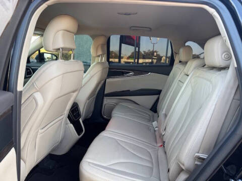 2016 Lincoln MKX Select