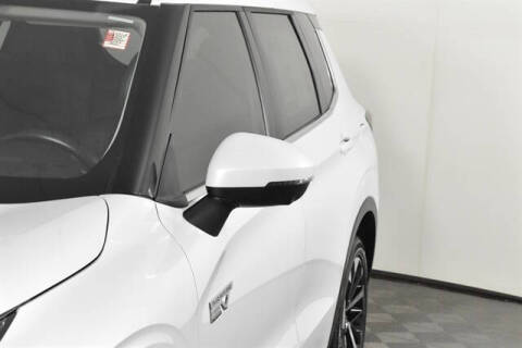 2024 Mitsubishi Outlander PHEV SE