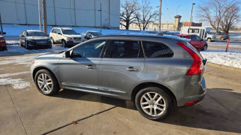 2017 Volvo XC60 T5 Dynamic