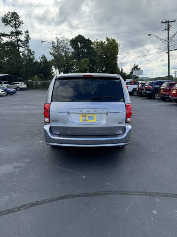 2013 Dodge Grand Caravan SE
