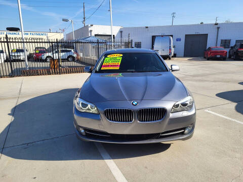 2012 BMW 5 Series 528i