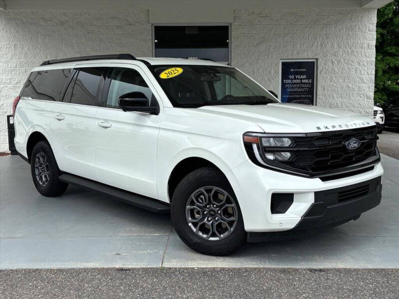 2025 Ford Expedition MAX Active