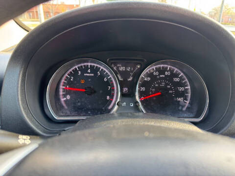 2016 Nissan Versa 1.6 SV