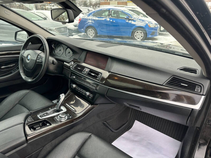 2013 BMW 5 Series 528i xDrive