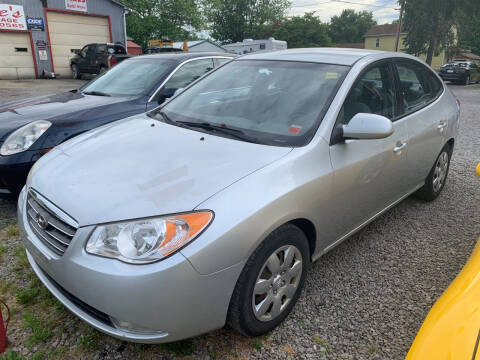 2008 Hyundai Elantra for sale at Trocci's Auto Sales in West Pittsburg PA