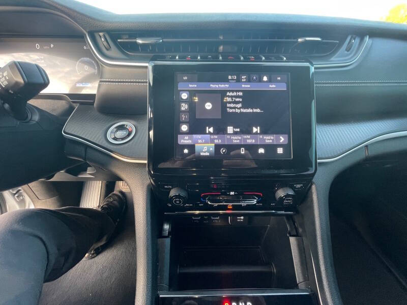 2024 Jeep Grand Cherokee Laredo X