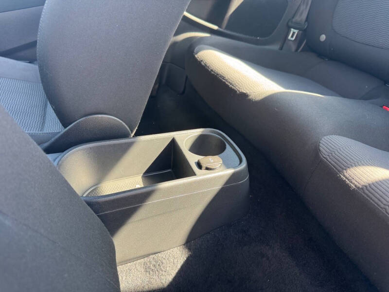 2013 Volkswagen Beetle 2.5L Entry PZEV