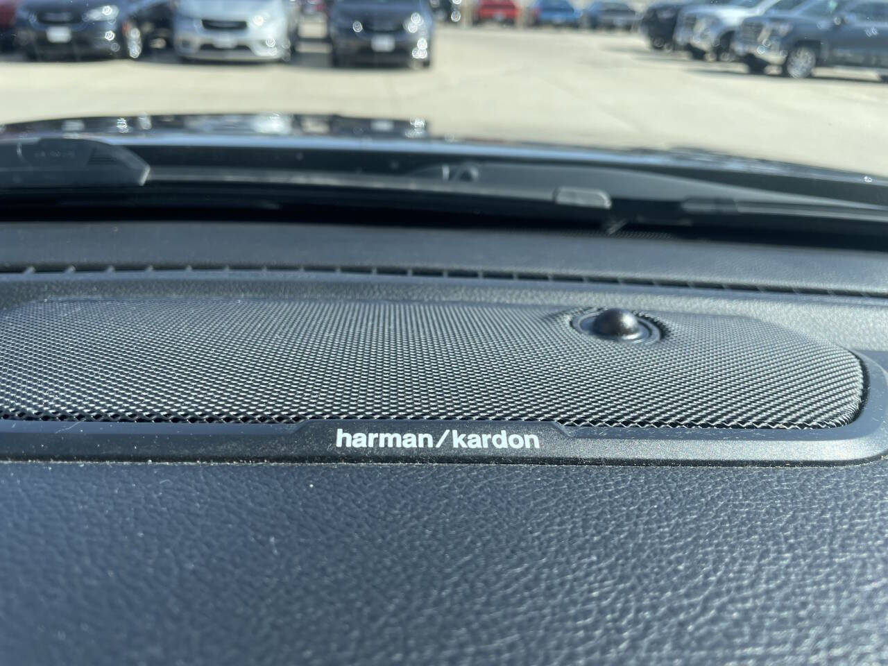 2019 Ram 1500 Laramie photo 21