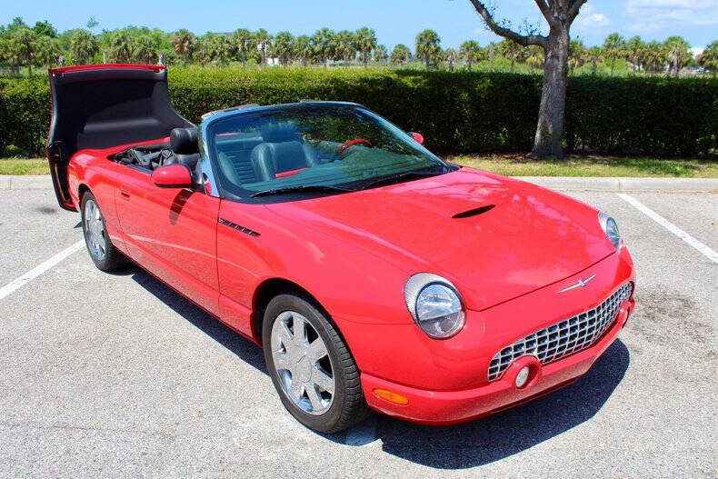 2002 Ford Thunderbird Deluxe