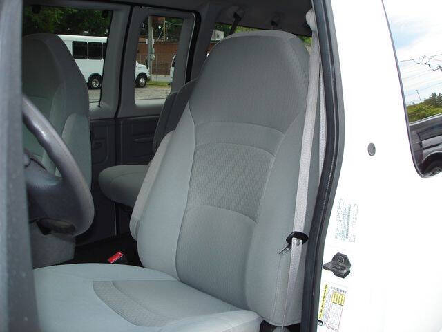 2008 Ford E-Series E-350 SD XLT