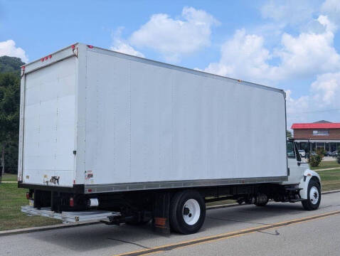 2018 International DuraStar 4300