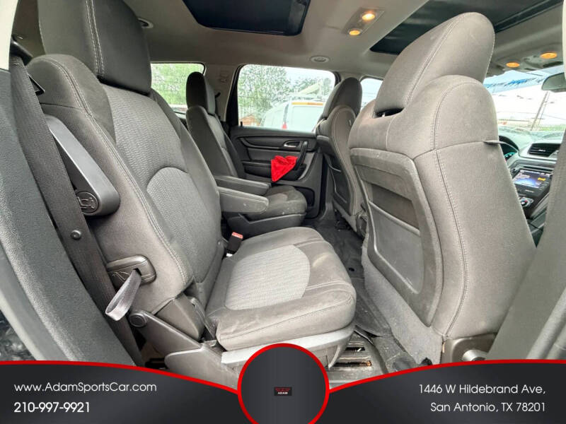 2017 Chevrolet Traverse LT