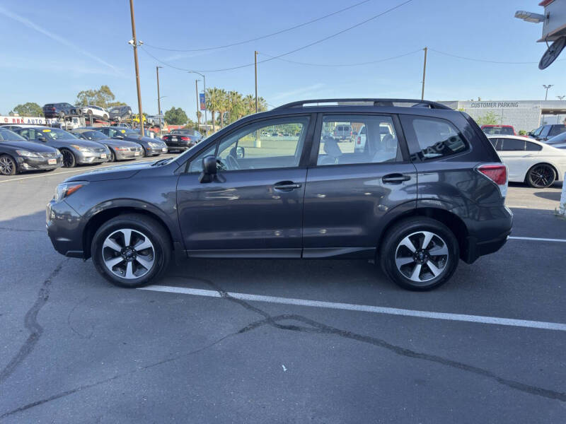 2017 Subaru Forester 2.5i