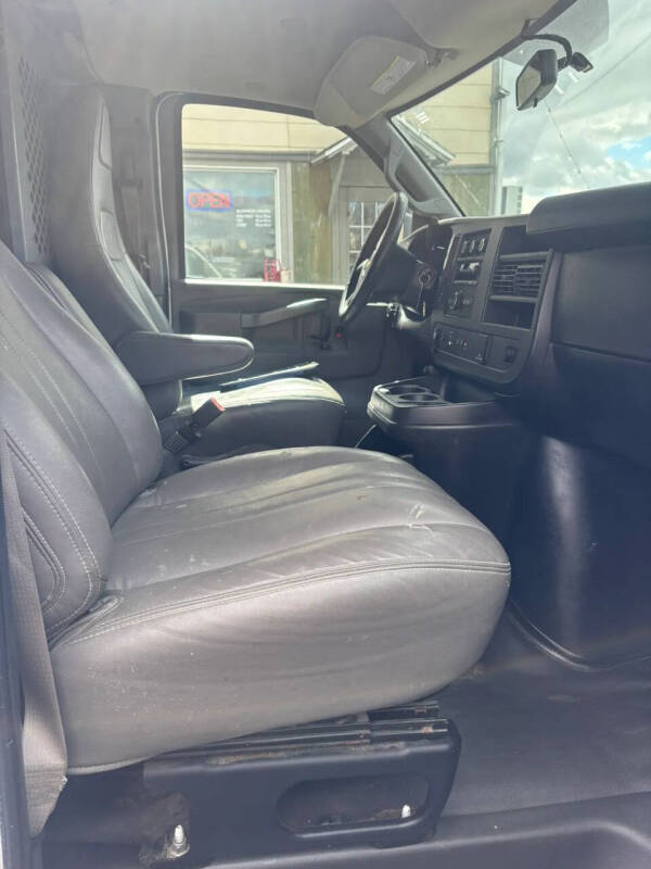 2019 Chevrolet Express 2500