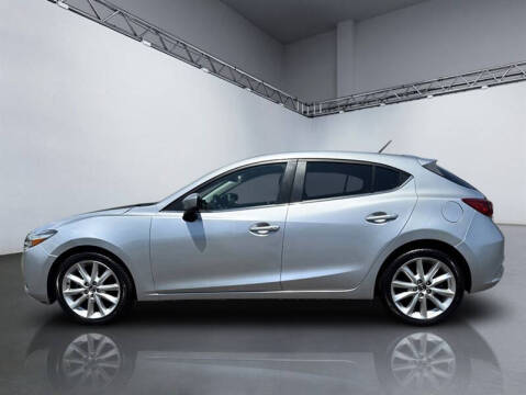 2017 Mazda MAZDA3 Touring 2.5
