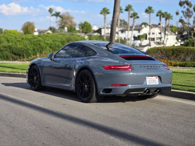 2017 Porsche 911