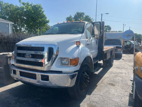 2004 Ford F-750 Super Duty for sale at Connect Truck and Van Center in Indianapolis IN