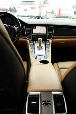 2013 Porsche Panamera
