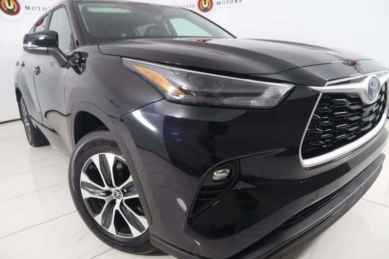 2023 Toyota Highlander Hybrid XLE