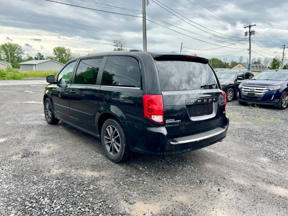 2017 Dodge Grand Caravan for sale at 81 Auto LLC in Central Square , NY