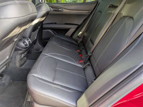 2022 Alfa Romeo Stelvio Ti