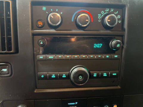 2024 Chevrolet Express 2500