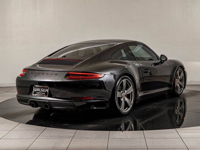 2017 Porsche 911 Carrera S