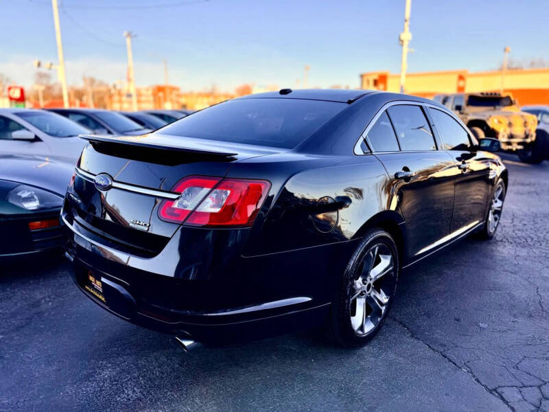 2012 Ford Taurus SHO